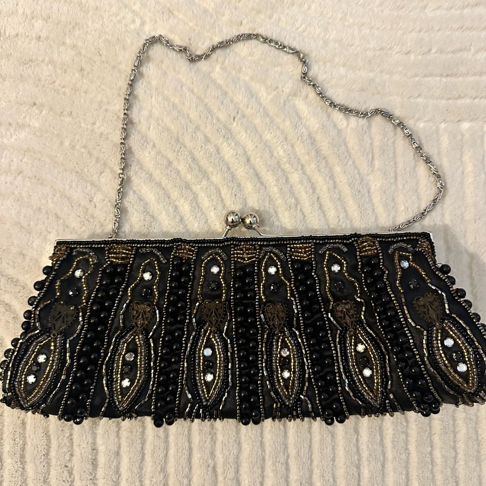 Black and Gold Clutch with Elegant Design